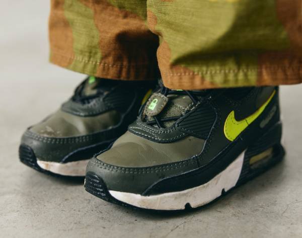 柄ものMIXコーデの正解はこれ！ おしゃれファミリーのにぎやか春コーデ♪ | HugMug