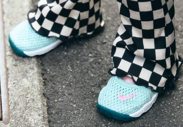 春はカラフルが着たい♡ 柄アイテムを散りばめたおしゃれな親子コーデ！ | HugMug