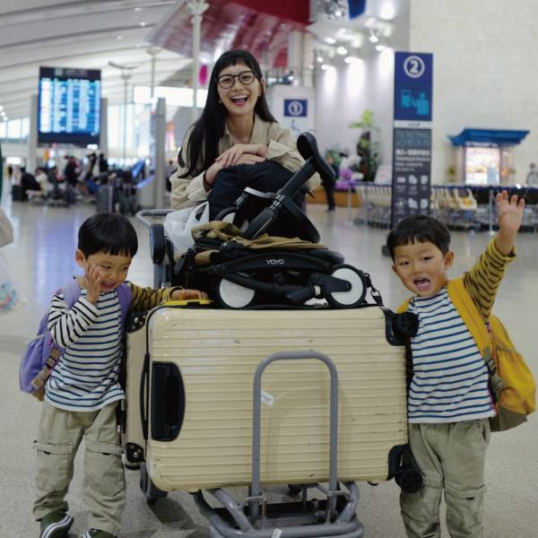「親子留学～持って行ってよかったものと子どもの食事編～」武智志穂の沖縄でのんびり双子育児 Vol.43 | HugMug