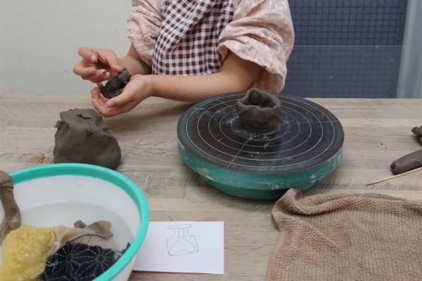 新連載「はじめましての自己紹介」平野みかほの『子どもと、私と、らしさと』Vol.1 | HugMug