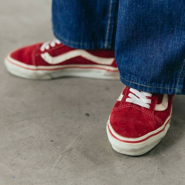 高感度ママの足元をキャッチ！【スニーカーSNAP 5選】 | HugMug