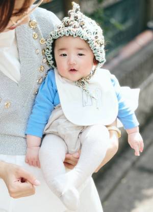 プチプラMIXのベビーコーデがおしゃれ！ ホワイトメインの春コーデ♪ | HugMug