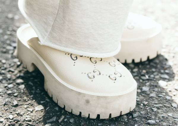 プチプラMIXのベビーコーデがおしゃれ！ ホワイトメインの春コーデ♪ | HugMug