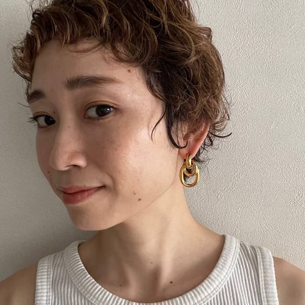 3000円台で発見！日常コーデを華やかにする＜ebine＞のボリュームピアス | HugMug