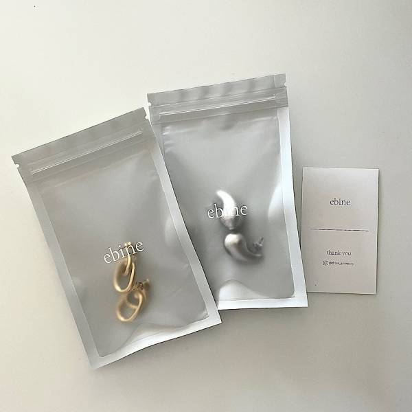 3000円台で発見！日常コーデを華やかにする＜ebine＞のボリュームピアス | HugMug