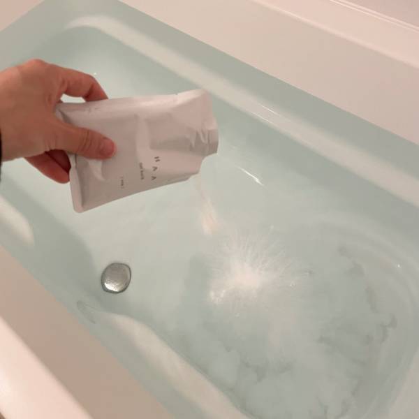 限りなく天然温泉に近い入浴剤？！自宅が温泉に早変わりな-HAA for bath- | HugMug