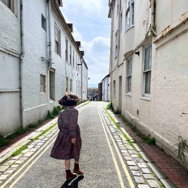 「アンティークの街 “Lewes” 日帰り旅」MEGの英国式・子育てレポートvol.76 | HugMug