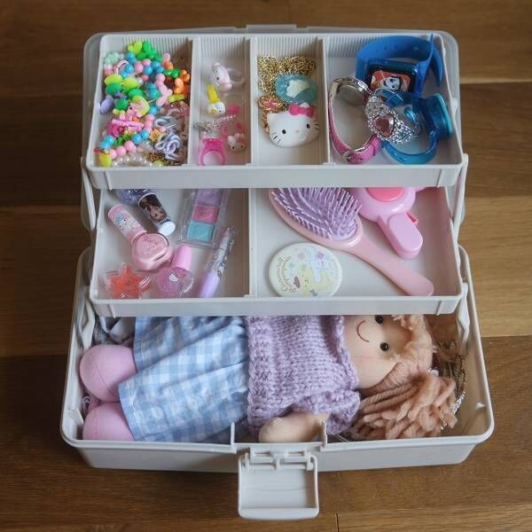 子どもの細かいおもちゃ収納に最適！【3COINS】大容量ツールボックス | HugMug