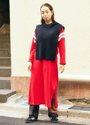 ジャージをおしゃれに着こなすテク必見！街にも公園にも行ける旬な親子コーデ | HugMug