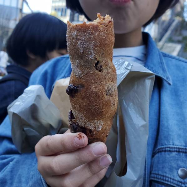 【話題のパン屋】小学生以下しか入れない！？麻布台ヒルズ『Comme’N KIDS』徹底レポ | HugMug