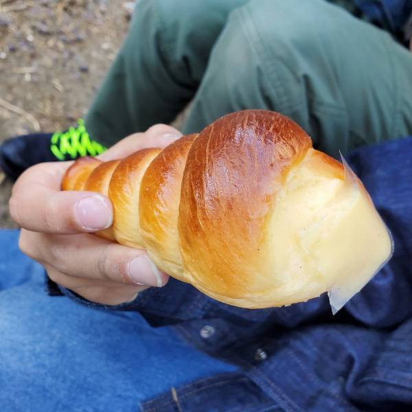 【話題のパン屋】小学生以下しか入れない！？麻布台ヒルズ『Comme’N KIDS』徹底レポ | HugMug