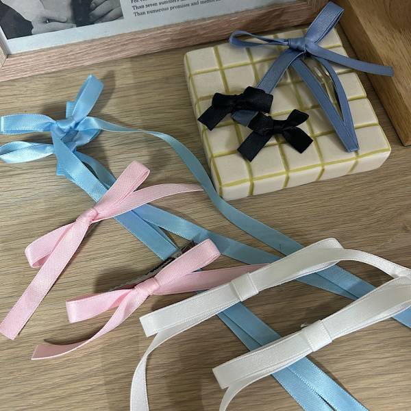 ガーリーで可愛い！ 忙しい朝にも簡単なリボンのキッズヘアアレンジ！ | HugMug