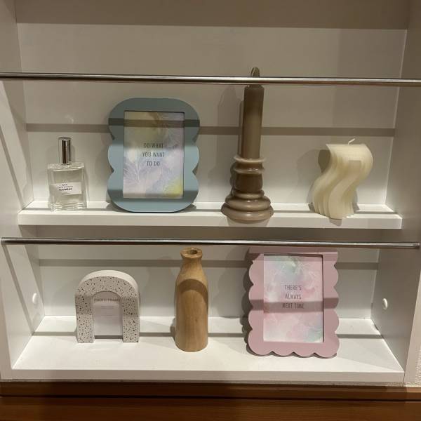 本当にDAISO！？100円で韓国雑貨っぽなおしゃれフォトフレームが手に入る！！ | HugMug