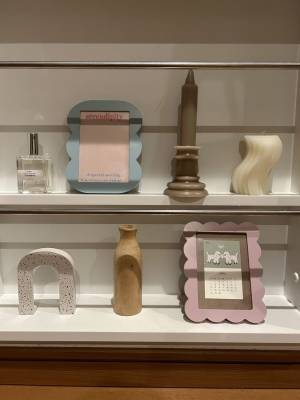 本当にDAISO！？100円で韓国雑貨っぽなおしゃれフォトフレームが手に入る！！ | HugMug