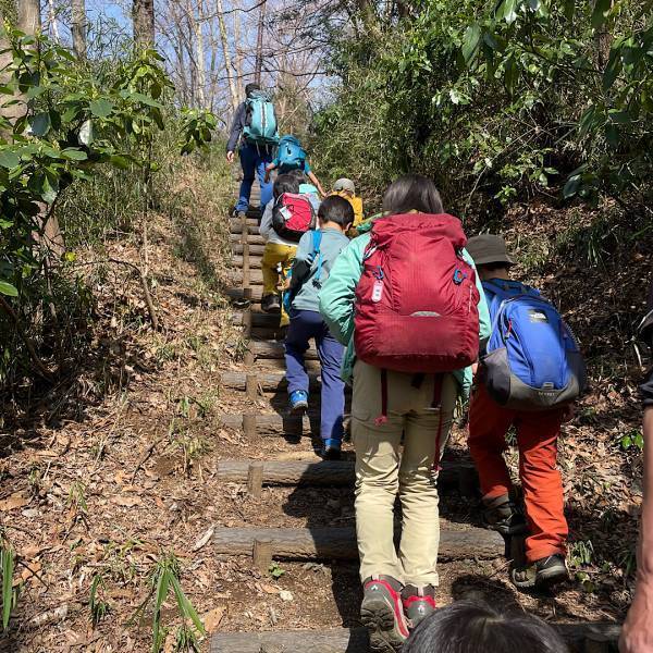 親子で登山はメリットいっぱい！キッズ登山クラブ体験レポ | HugMug