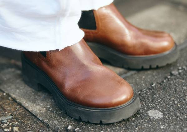 やっぱり『ZARA』が使える！おしゃれ親子の上品カジュアルコーデ | HugMug