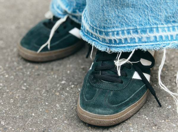 【デニム×キャップで即統一感アップ】ママはジャケットで上品に♪ | HugMug