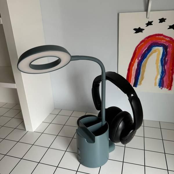 3万円以下で揃う⁈【IKEA】の学習机でワンランク上のkids roomに | HugMug