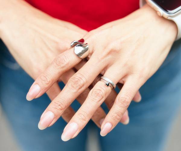 『GAP』でつくる仲良し3兄弟コーデ！黒Tシャツ×デニムで統一感アップ！ | HugMug