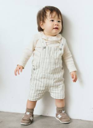 『ZARAキッズ』のオールインワンが可愛い！家族でモノトーンコーデ♪ | HugMug