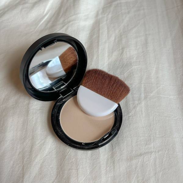 【夏のスタメン決定！】30代におすすめしたい最新ナチュラルコスメ3選 | HugMug