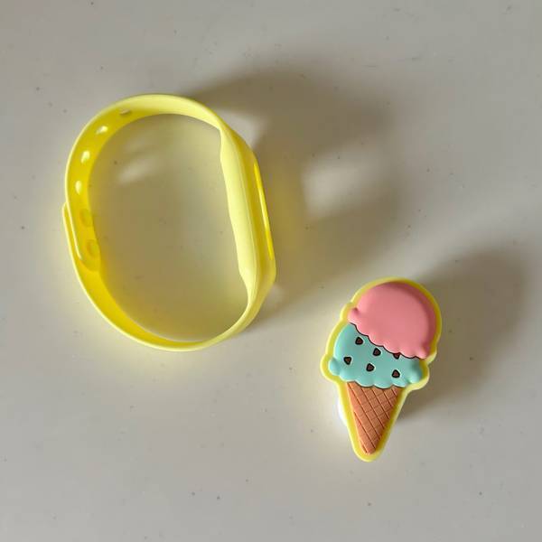 【DAISO】200円で虫よけ対策！？親子で使える虫よけリストバンド使用レポ！ | HugMug