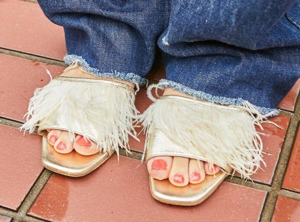 ヴィンテージでつくる姉妹コーデがめちゃかわ♡ カラフルアイテムで夏っぽく！ | HugMug