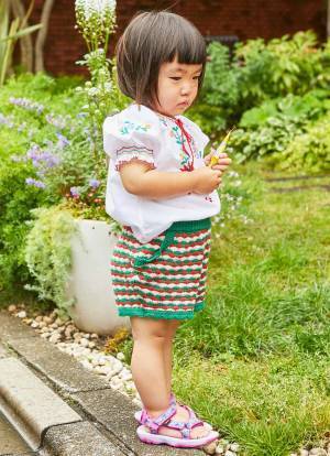 ヴィンテージでつくる姉妹コーデがめちゃかわ♡ カラフルアイテムで夏っぽく！ | HugMug