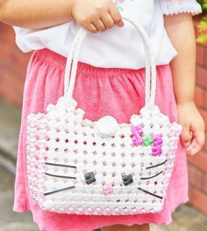 ヴィンテージでつくる姉妹コーデがめちゃかわ♡ カラフルアイテムで夏っぽく！ | HugMug