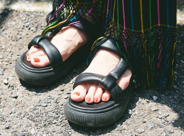 ママのハンドメイドがめちゃかわ！挿し色使いが上手なおしゃれファミリー♡ | HugMug