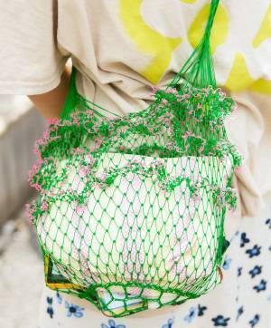 全身『ZARA』でつくる兄弟コーデがおしゃれすぎ！親子でポップな夏コーデに | HugMug