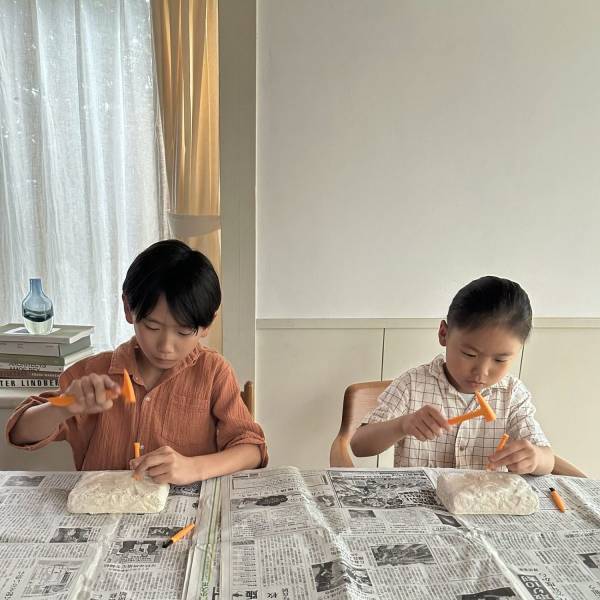 1000円ちょいで本格的な発掘ができる！DR.STEVE HUNTERS 『恐竜発掘キット』がおすすめ | HugMug