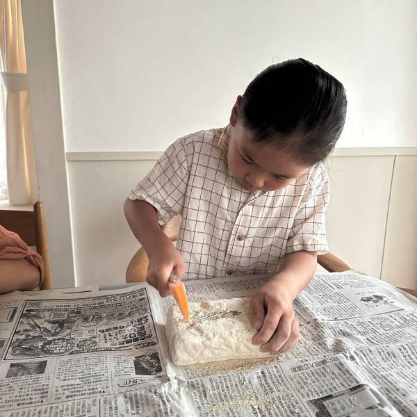 1000円ちょいで本格的な発掘ができる！DR.STEVE HUNTERS 『恐竜発掘キット』がおすすめ | HugMug