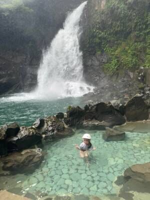 手ぶらOK！超穴場！【大滝温泉天城荘】滝や洞窟など大自然の温泉プールがおすすめ | HugMug