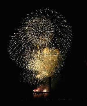 子連れで楽しむ【長岡花火】の旅！海や海鮮も大満喫！ | HugMug