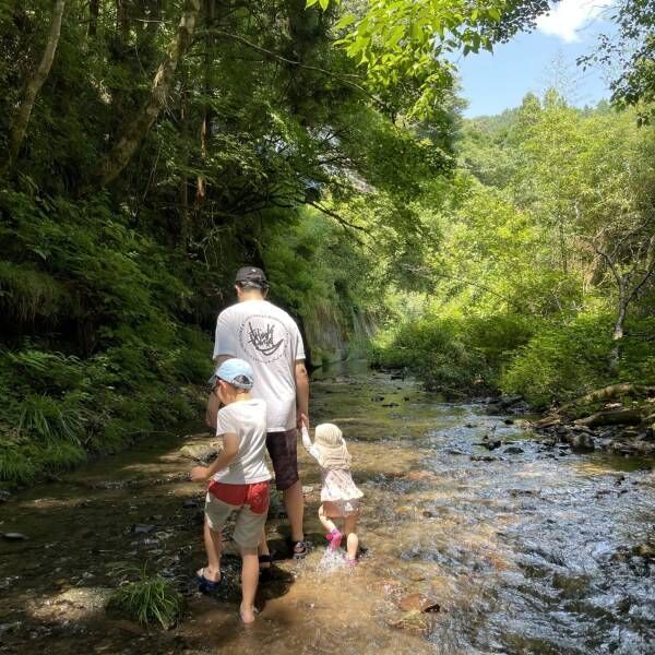 都内から車で1時間！BBQや川遊びを子連れで楽しめる夏休み「相模湖」旅行レポ！ | HugMug