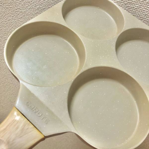 お弁当作りや朝食作りの時短に！【CAROTE(カローテ)】の4つ穴フライパンが超便利！ | HugMug
