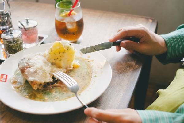 横澤夏子のママ会へようこそ♡ vol.1 【きょうだい】育児の悩みを笑って解決！ | HugMug