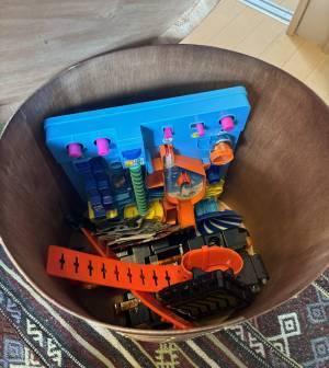 生活感を出さない！”魅せる”オモチャ収納アイテム2選 | HugMug