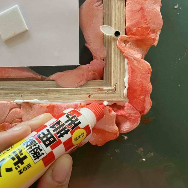 欲しいものは自分で作れる！【100均】アイテムでかみねんどフォトフレーム&amp;ペンスタンドDIY | HugMug