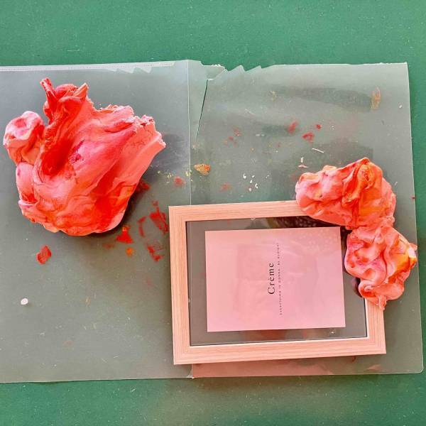 欲しいものは自分で作れる！【100均】アイテムでかみねんどフォトフレーム&amp;ペンスタンドDIY | HugMug