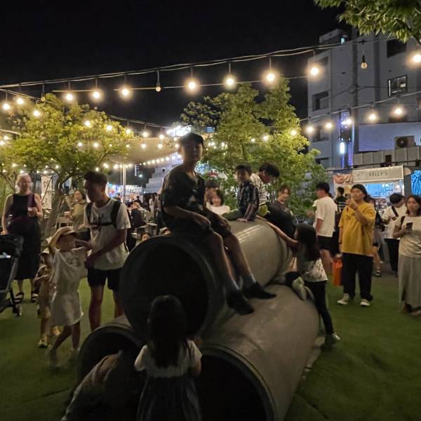 【入場料無料】昨年40万人動員！“ムーンアートナイト下北沢”徹底レポ | HugMug