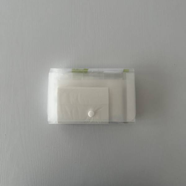 緊急時使いやすい！防災グッズは【ダイソー】セクションファイルに収納がおすすめ | HugMug