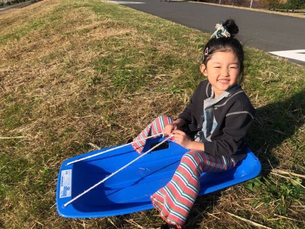 【外遊びオモチャ】フリスビーにもラケットにもなる「オゴディスク ミニ」が超オススメ！ | HugMug