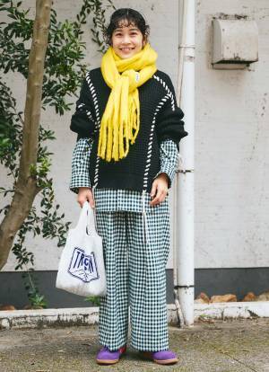 それママのハンドメイドなの！？イエロー×パープルが鮮やかな親子コーデ | HugMug