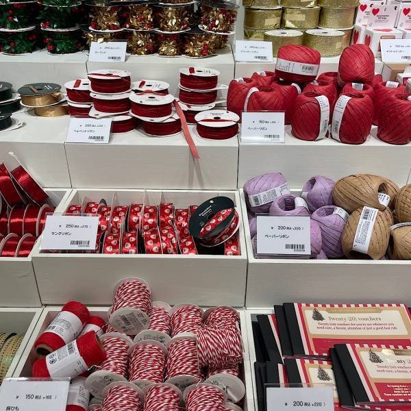 クリスマスのデコレーション&amp;ラッピングは【フライングタイガー】安くて可愛い購入品紹介 | HugMug