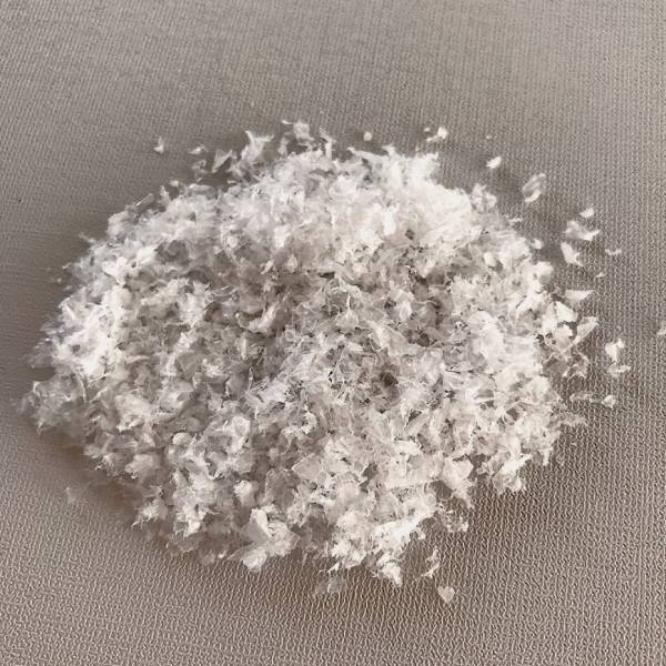 【超簡単】おうちで子どもと手作り！水なしスノードーム | HugMug