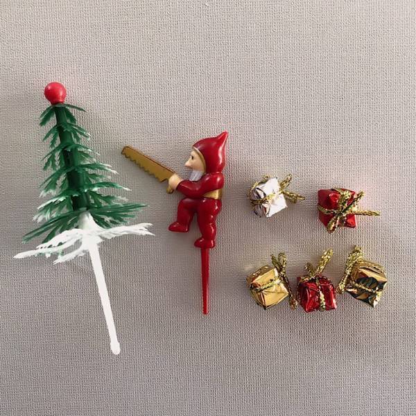 【超簡単】おうちで子どもと手作り！水なしスノードーム | HugMug