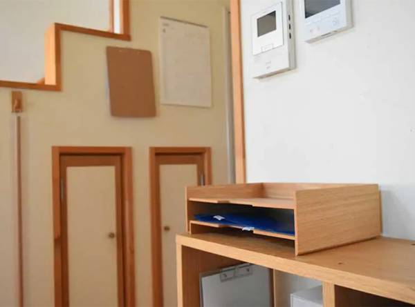 管理ミスを防ぐ！学校のプリントが驚くほど片付く整理術 | HugMug