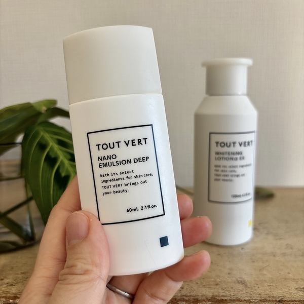 【40代おすすめ】コスパ良し！スキンケア商品「TOUT VERT」でツヤ肌作り | HugMug